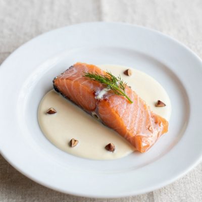 Salmone in salsa delicata