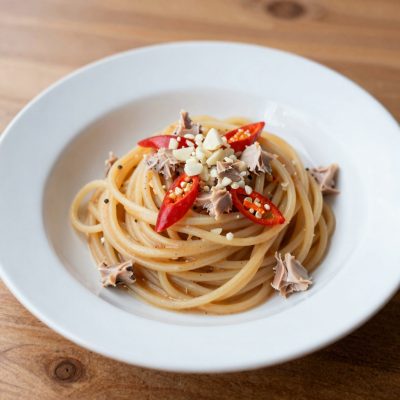Spaghetti aglio, peperoncino e tonno