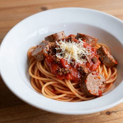 Spaghetti con salsicce