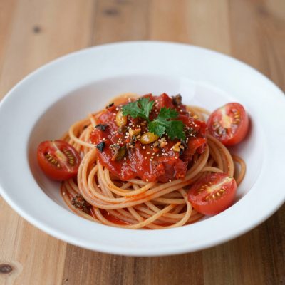 Spaghetti alle acciughe e pomodorini