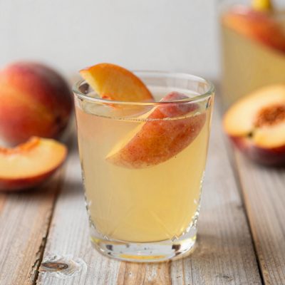 Sangria alle pesche