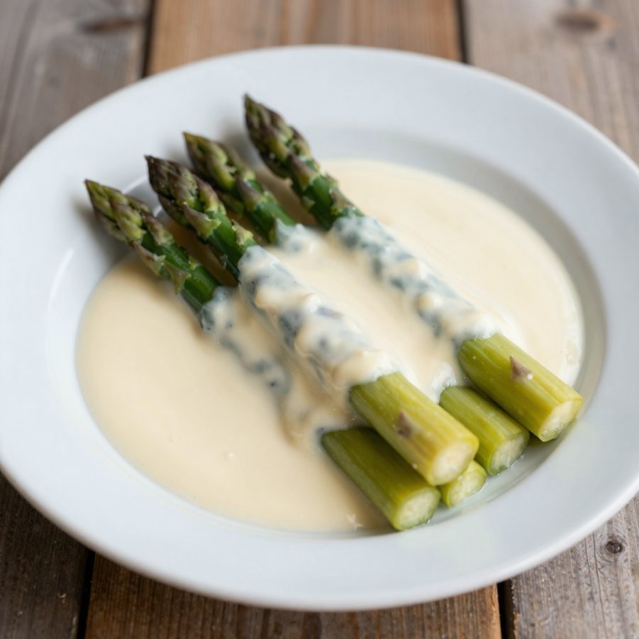 Punte d’asparagi alla panna