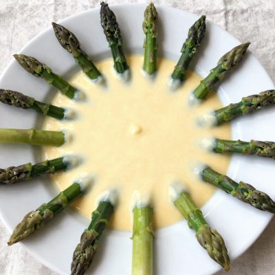 Asparagi alle uova sode